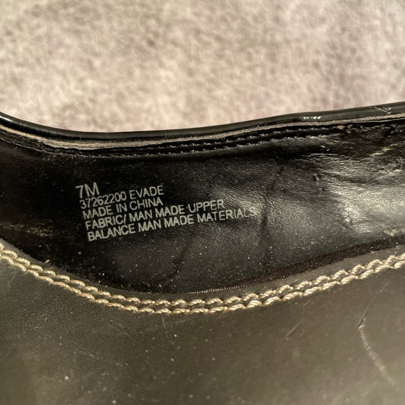 Snakeskin pumps - Picture 5 of 10